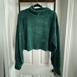 Altar’d State Green Turtle Neck Crop Top Sweater Size XL